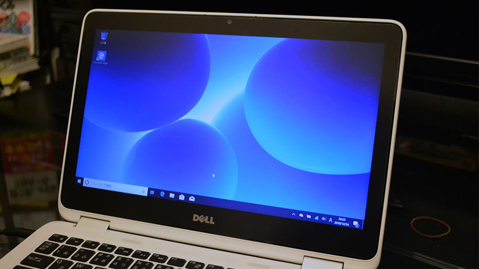 Inspiron 11(3185)に貼りつけたノングレア・反射防止フィルム