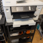 MFC-J7300CDW（brother）プリンタを収納したラック