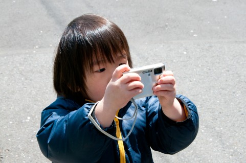 売れない子供の写真